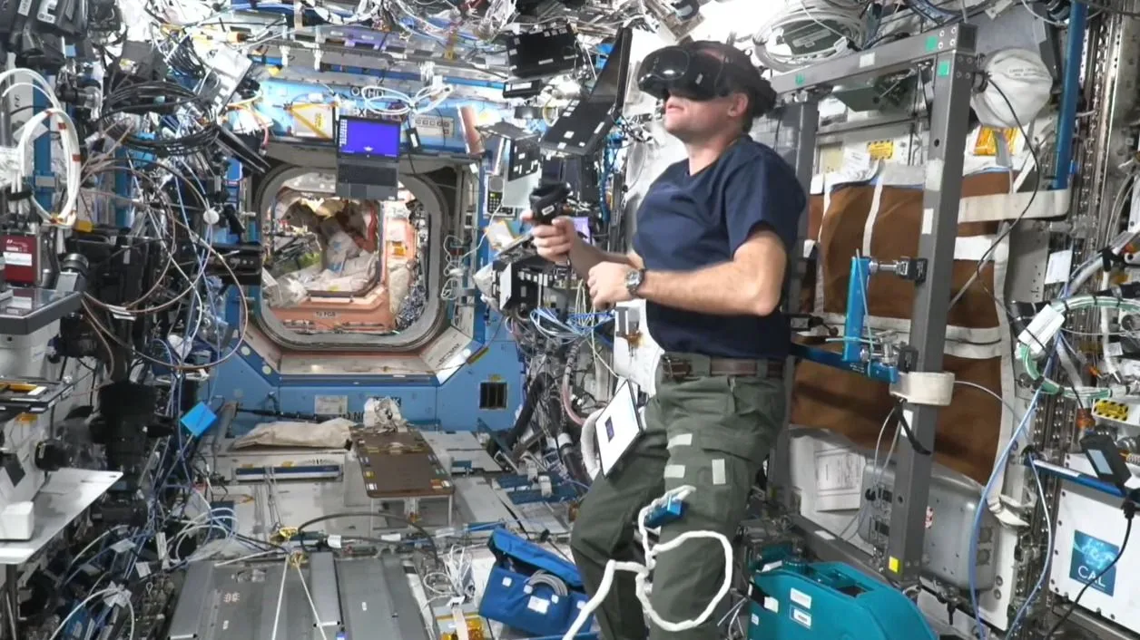 Mehr über den Artikel erfahren Warum ein VR-Headset auf der ISS für die Übungen der Astronauten einen echten Unterschied macht