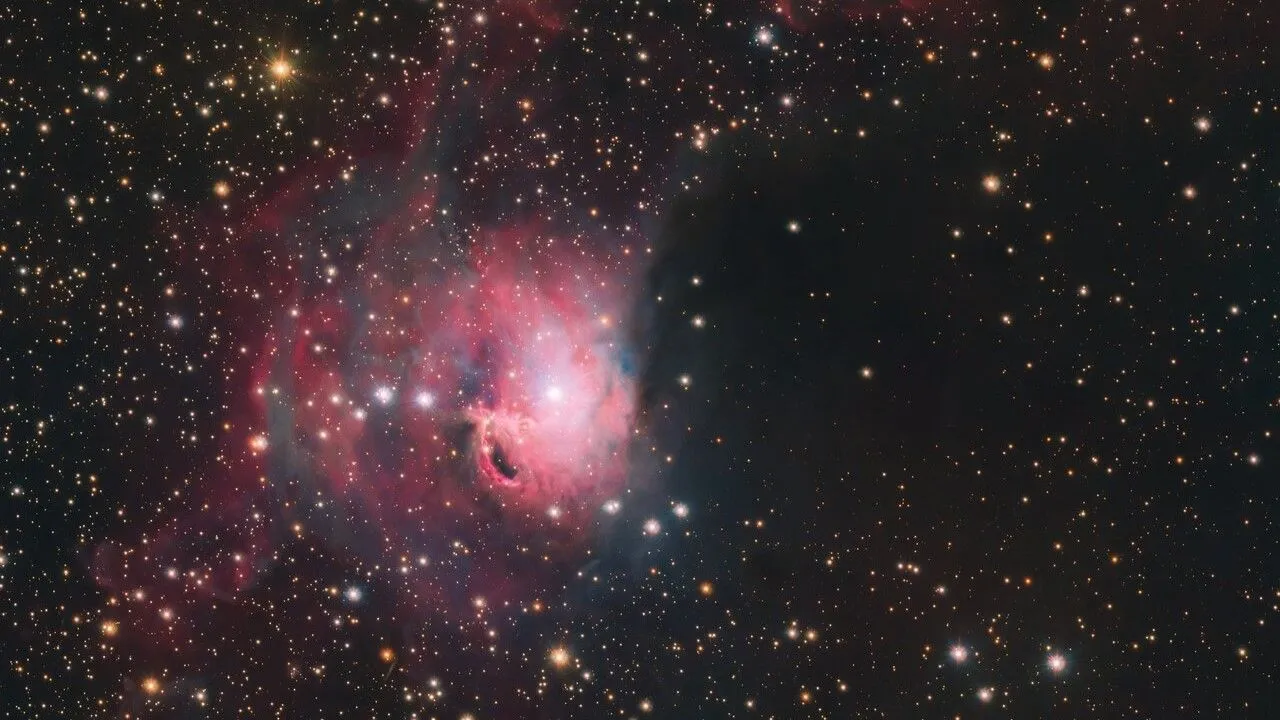 Mehr über den Artikel erfahren Kosmischer „Koi-Fisch“ schwimmt durch Sternenmeer in atemberaubendem Teleskopfoto