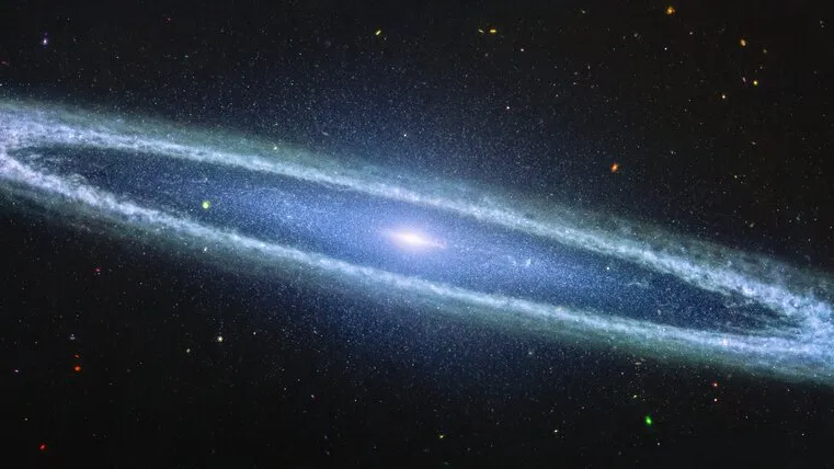 Mehr über den Artikel erfahren Die Zeit der Sternentstehung in der Sombrero-Galaxie ist fast vorbei – und das James-Webb-Weltraumteleskop weiß vielleicht warum