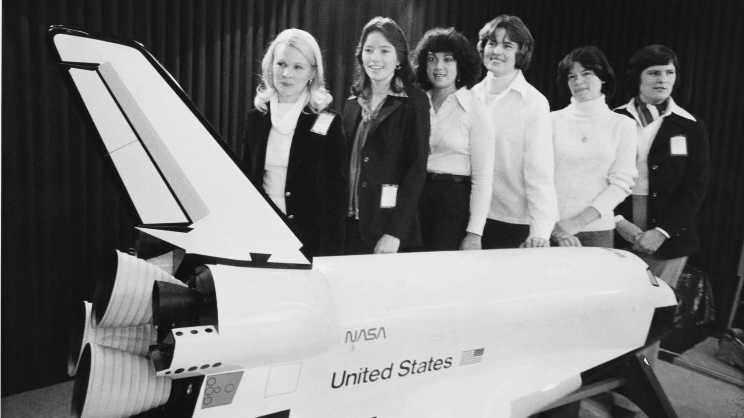 Read more about the article Wir haben mehr als 50 weibliche Führungskräfte aus der Weltraumbranche um Ratschläge gebeten. Hier ist, was sie uns sagten