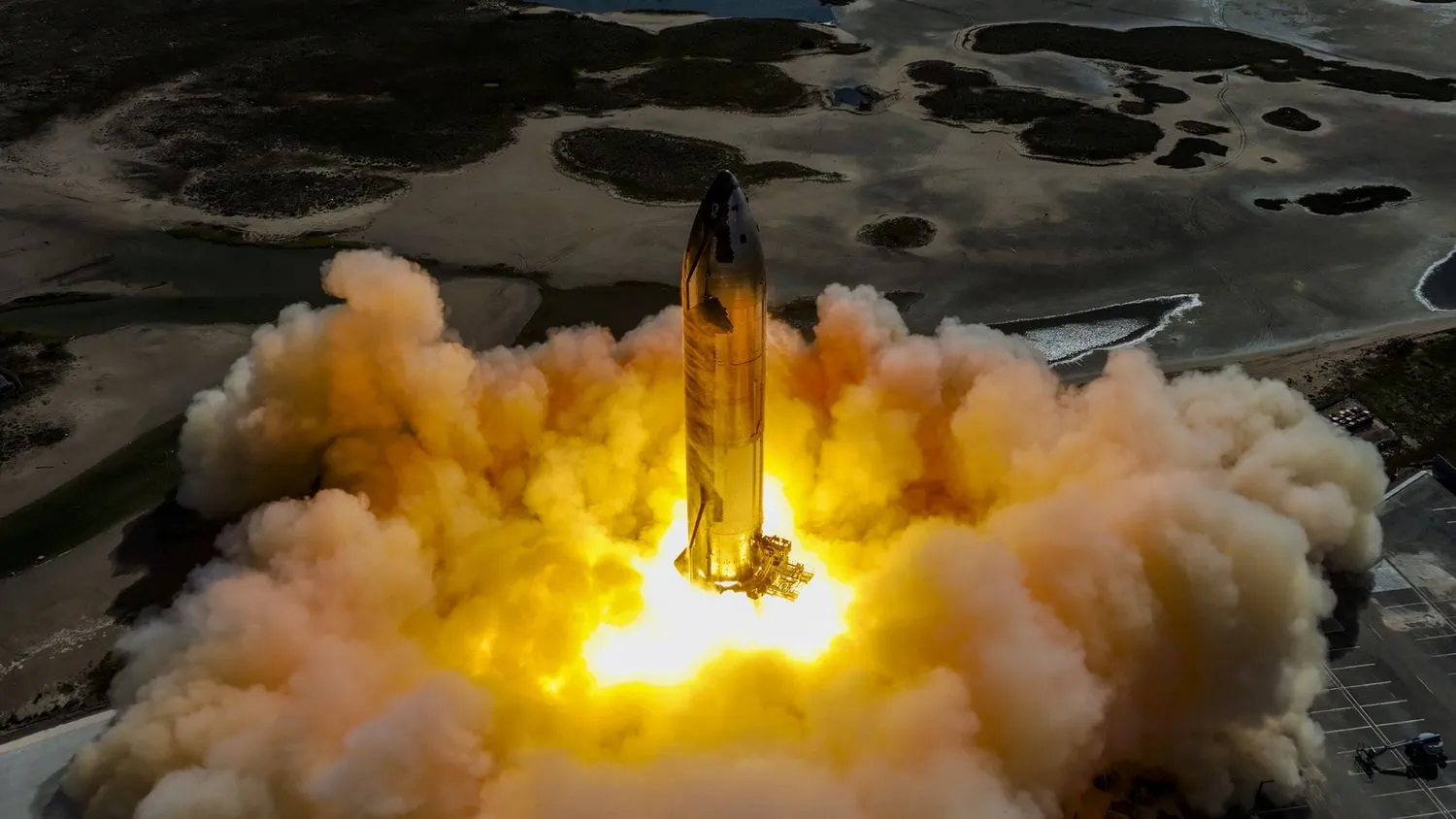 Mehr über den Artikel erfahren US-Militär sieht SpaceX Starship für „potenziell gefährliche Missionen“: Bericht