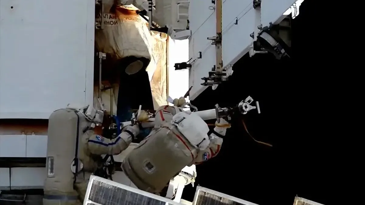 Read more about the article 2 Kosmonauten führen heute einen Weltraumspaziergang außerhalb der ISS durch
