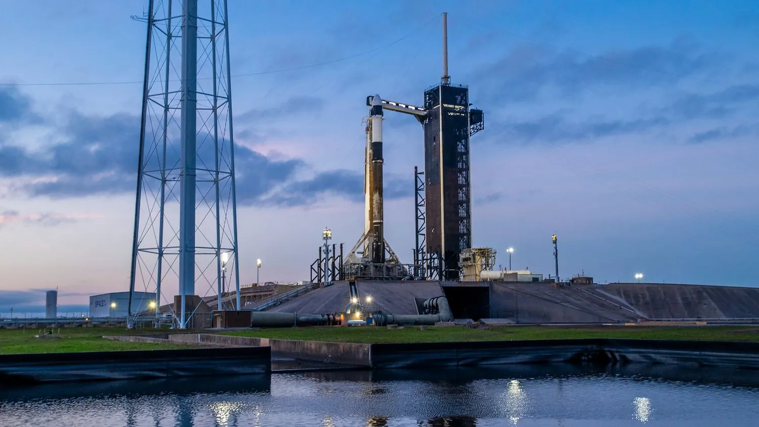 Mehr über den Artikel erfahren SpaceX verschiebt den Start der privaten Ax-3-Astronautenmission auf den 18. Januar