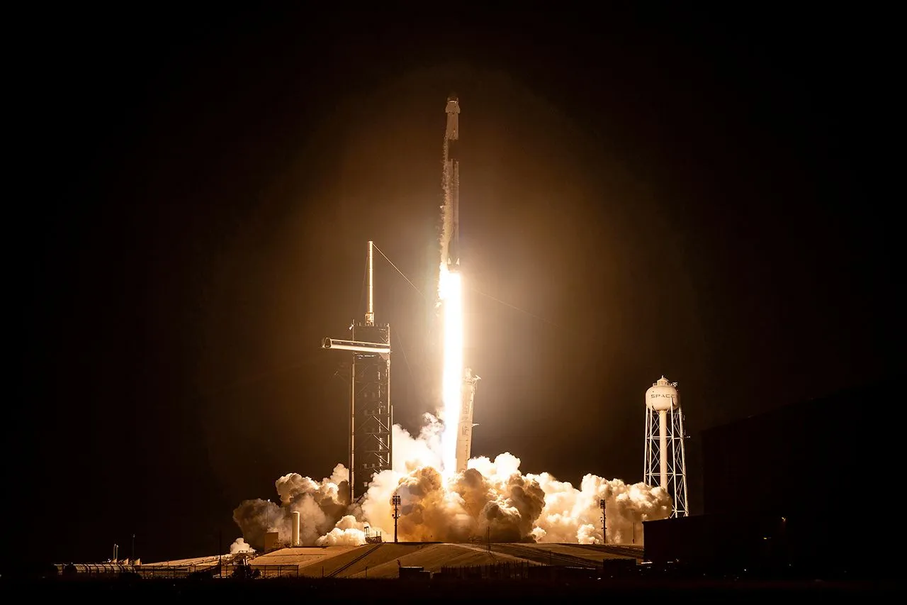 Mehr über den Artikel erfahren SpaceX startet diese Woche die 30. Frachtmission zur ISS für die NASA