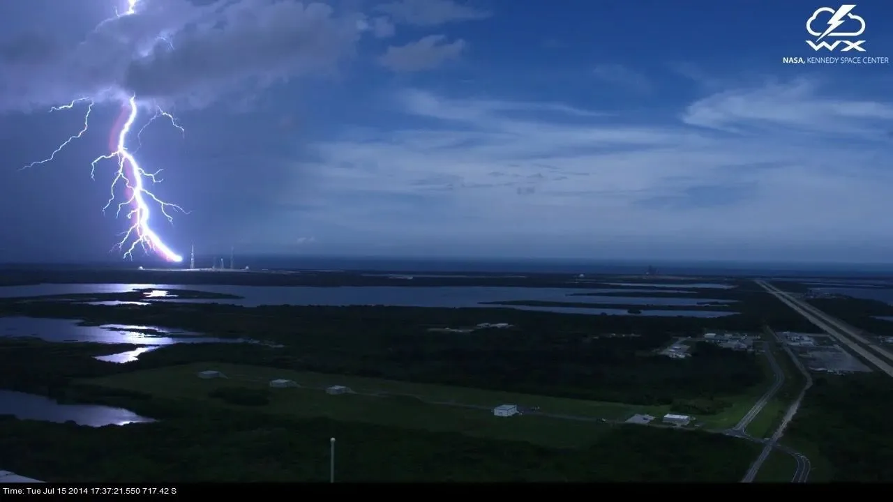 Mehr über den Artikel erfahren Von Google inspiriertes KI-Modell verbessert Wettervorhersagen für Weltraumstarts in Cape Canaveral um 50 %