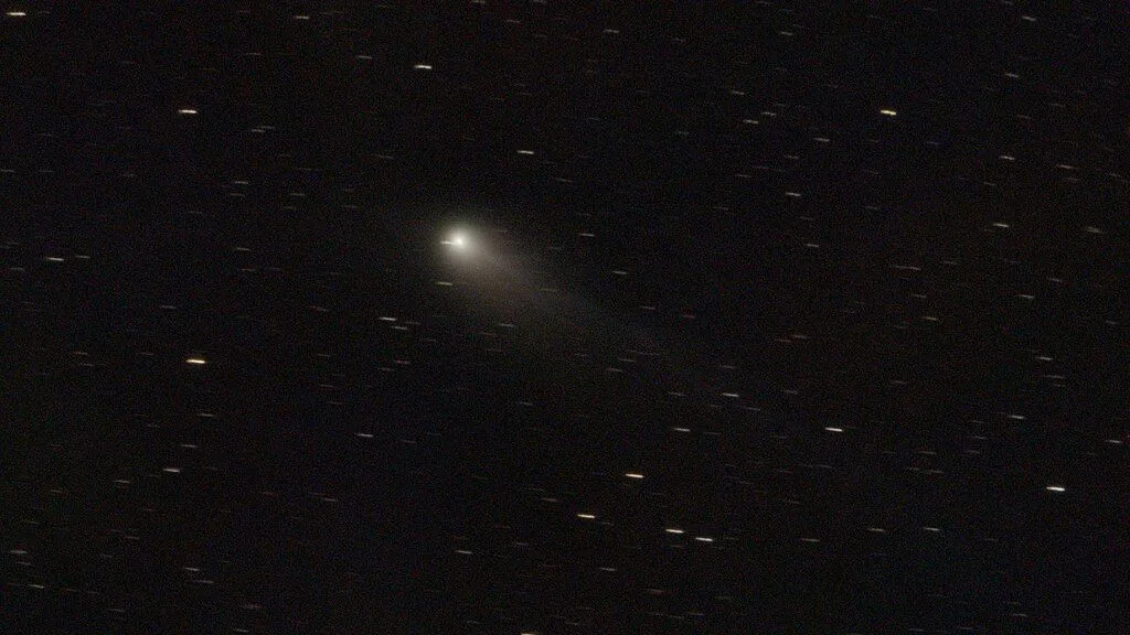 Mehr über den Artikel erfahren Wie man den Kometen 13P/Olbers in diesem Sommer am Nachthimmel sehen kann