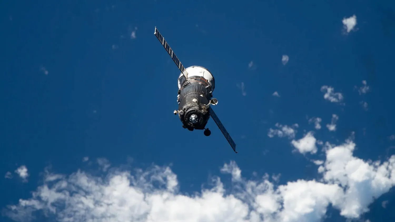 Mehr über den Artikel erfahren Beobachtung der Ankunft eines russischen Frachtraumschiffs an der ISS am 1. Juni